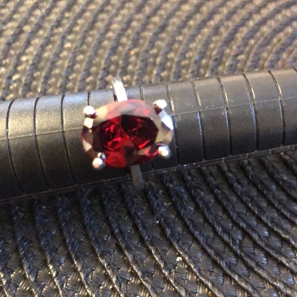Garnet Ring Size 8 - Picture 1 of 5
